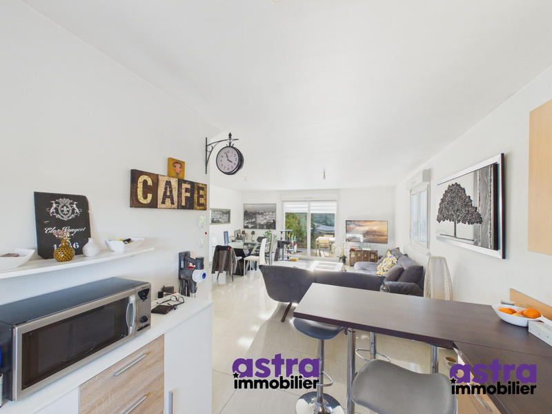 Duplex - 82 m² - 4 pièces