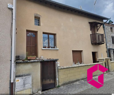 Maison - 90 m² - 3 pièces