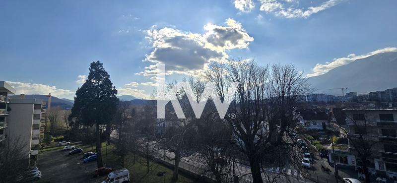 Appartement - 103 m² - 4 pièces