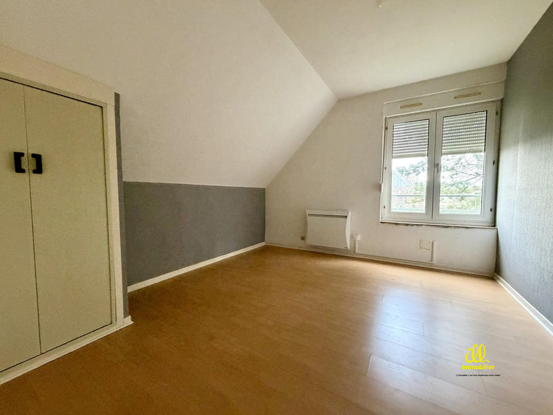 Maison - 90 m² - 5 pièces