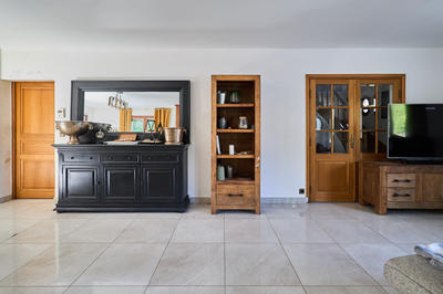 Maison - 237 m² - 9 pièces