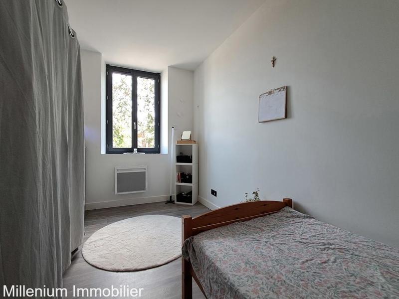 Maison - 200 m² - 8 pièces