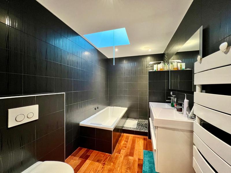 Maison - 96 m² - 4 pièces