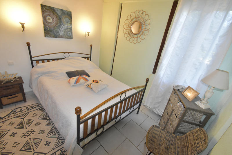 Maison - 210 m² - 7 pièces