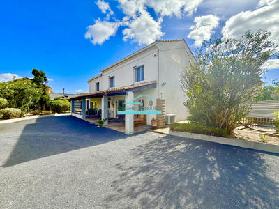 Villa - 168 m² - 5 pièces