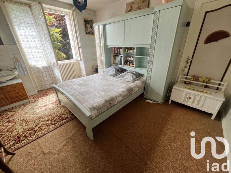 Maison - 246 m² - 7 pièces