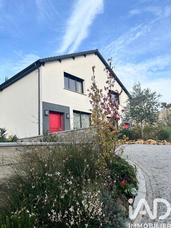 Maison - 170 m² - 8 pièces