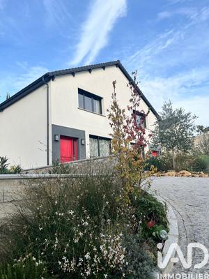 Maison - 170 m² - 8 pièces