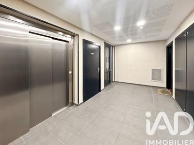 Appartement - 81 m² - 4 pièces