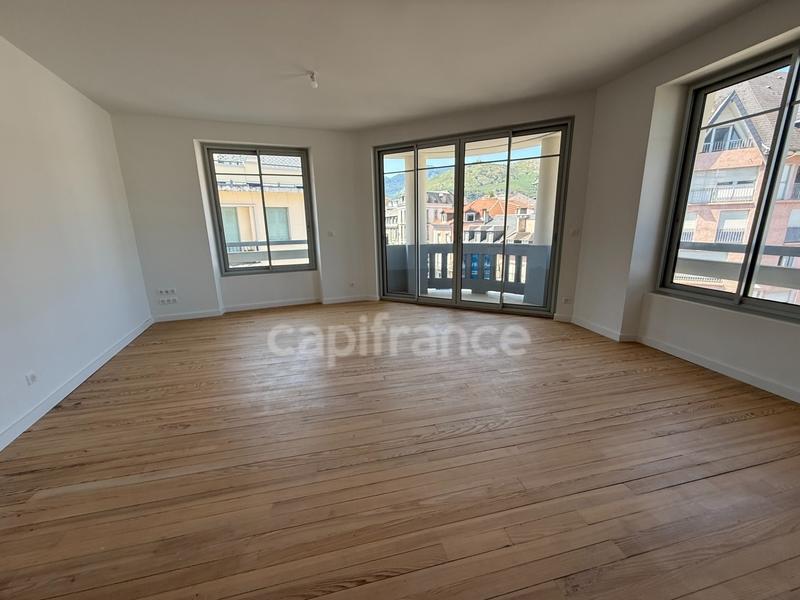 Appartement bourgeois - 115 m² - 4 pièces