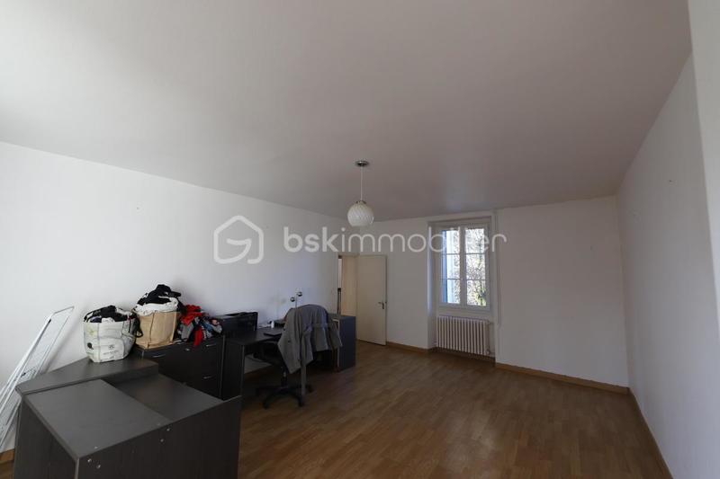 Demeure - 260 m² - 7 pièces