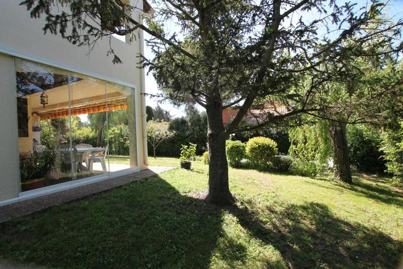 Maison - 222 m² - 6 pièces