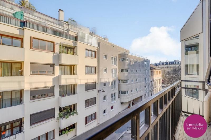 Appartement - 102 m² - 5 pièces