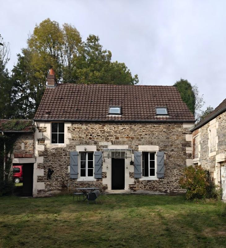 Maison - 104 m² - 4 pièces