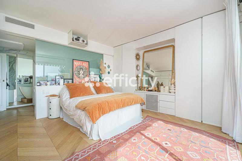 Appartement - 110 m² - 3 pièces