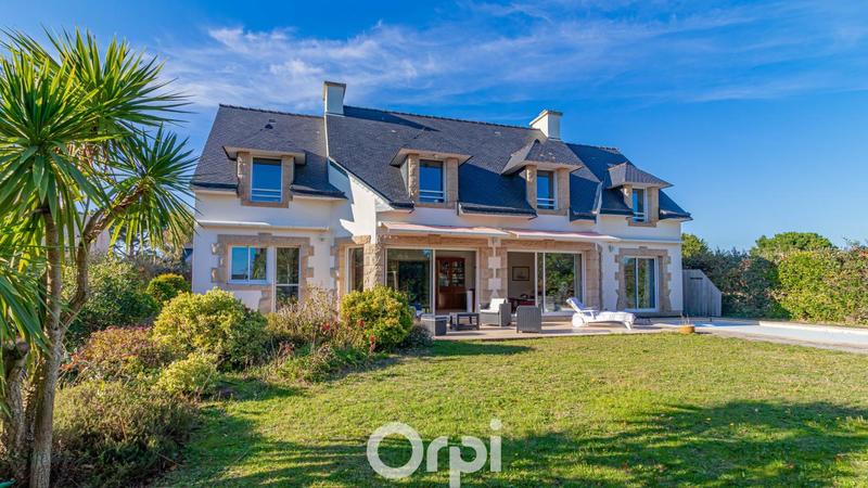 Maison - 293 m² - 6 pièces