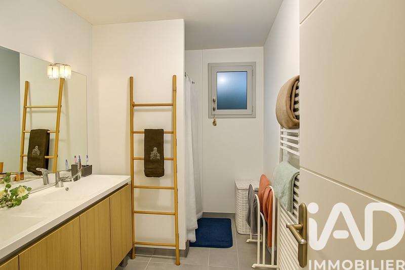 Maison - 93 m² - 5 pièces