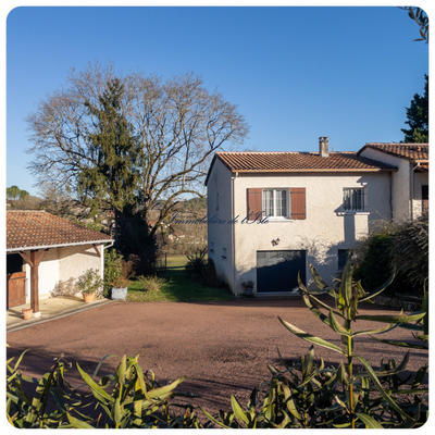 Maison - 133 m² - 5 pièces