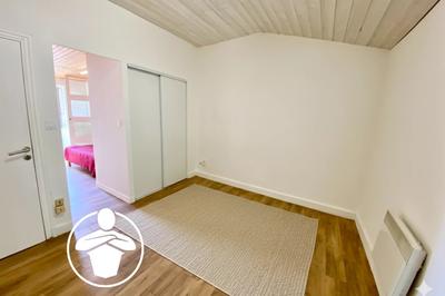 Immeuble - 72 m² - 6 pièces
