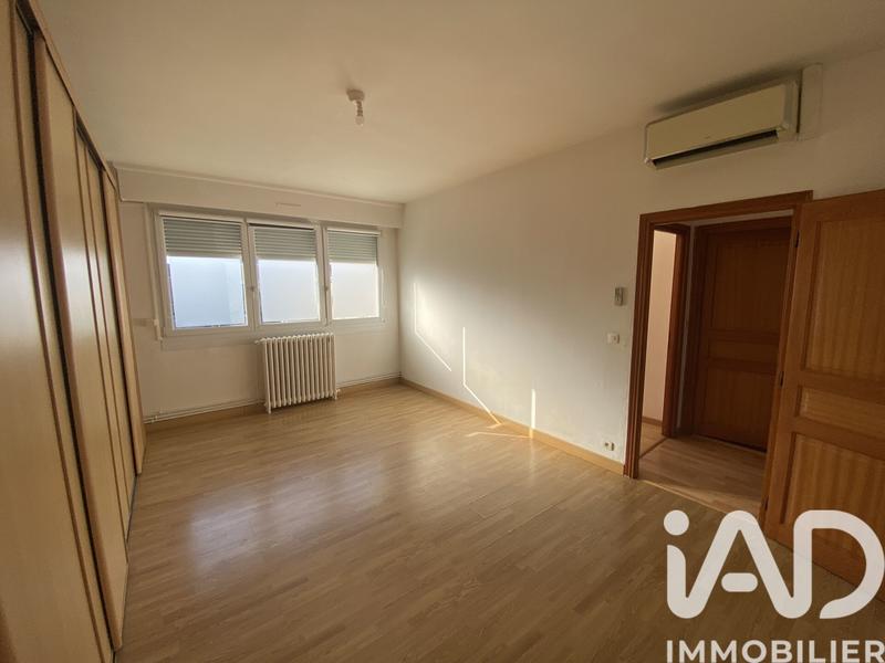 Appartement - 99 m² - 4 pièces