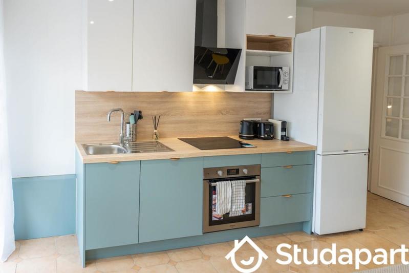 Chambre - 13 m² - 1 pièce