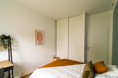 Chambre - 11 m² - 4 pièces