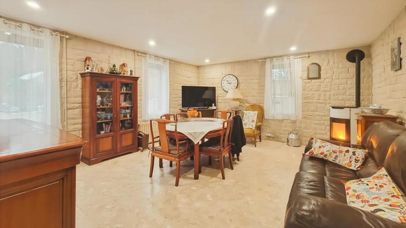 Maison - 130 m² - 4 pièces