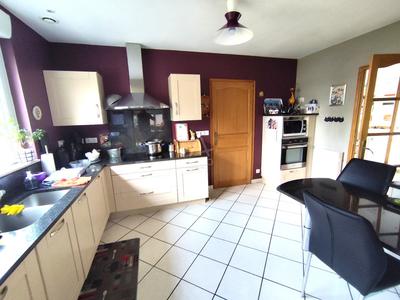 Maison - 106 m² - 9 pièces