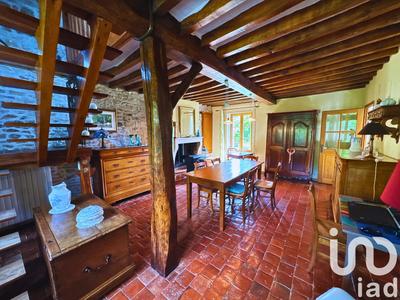 Maison - 197 m² - 7 pièces