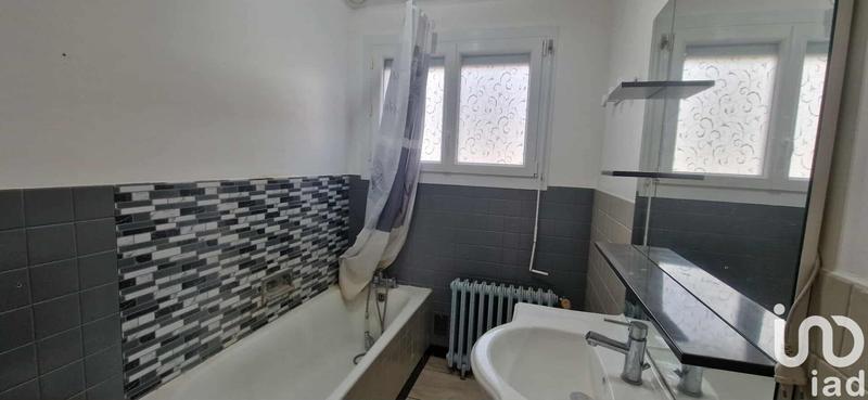 Maison - 86 m² - 5 pièces