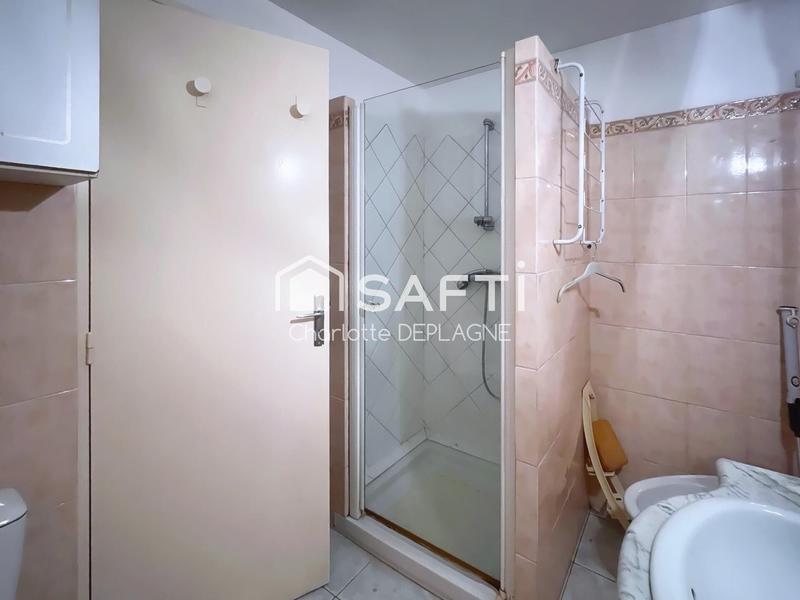 Maison - 196 m² - 9 pièces