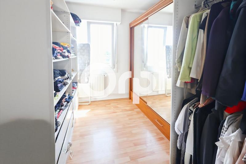 Maison - 82 m² - 5 pièces