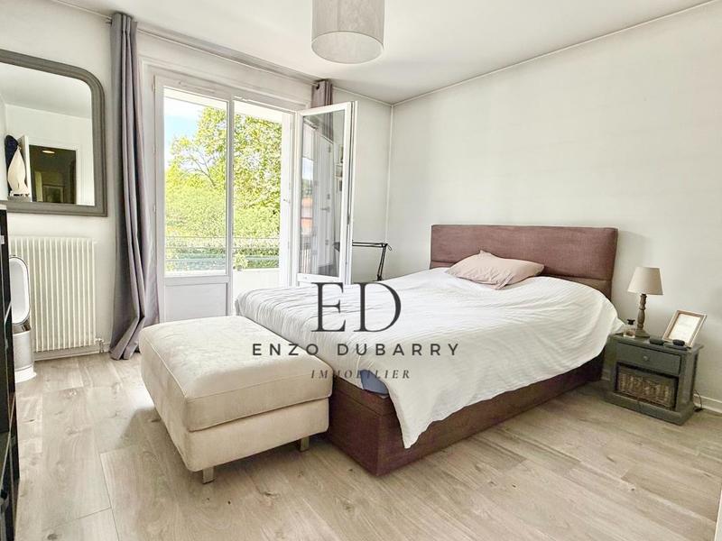 Appartement - 96 m² - 4 pièces