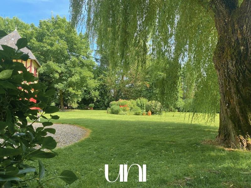 Maison - 291 m² - 14 pièces