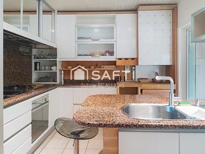 Maison - 258 m² - 7 pièces