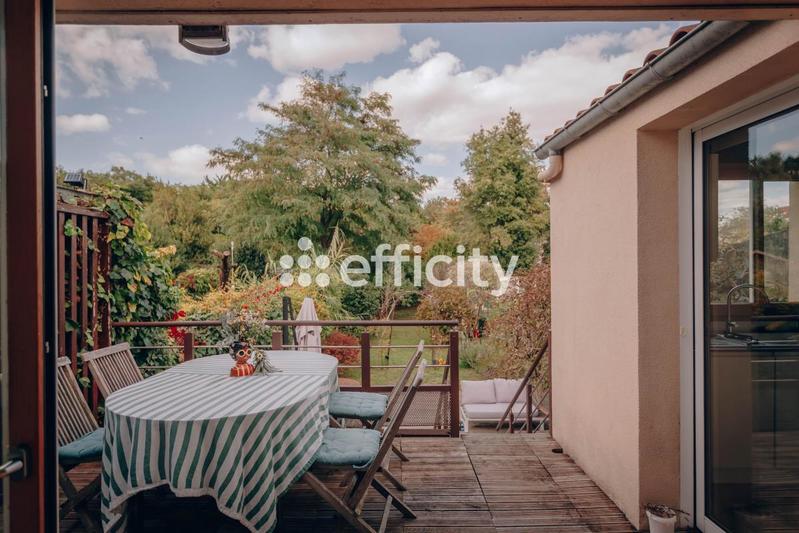 Maison - 196 m² - 7 pièces