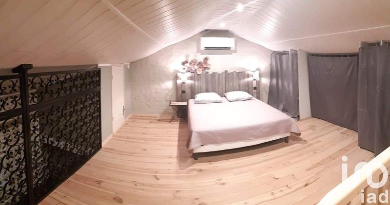 Maison - 244 m² - 9 pièces