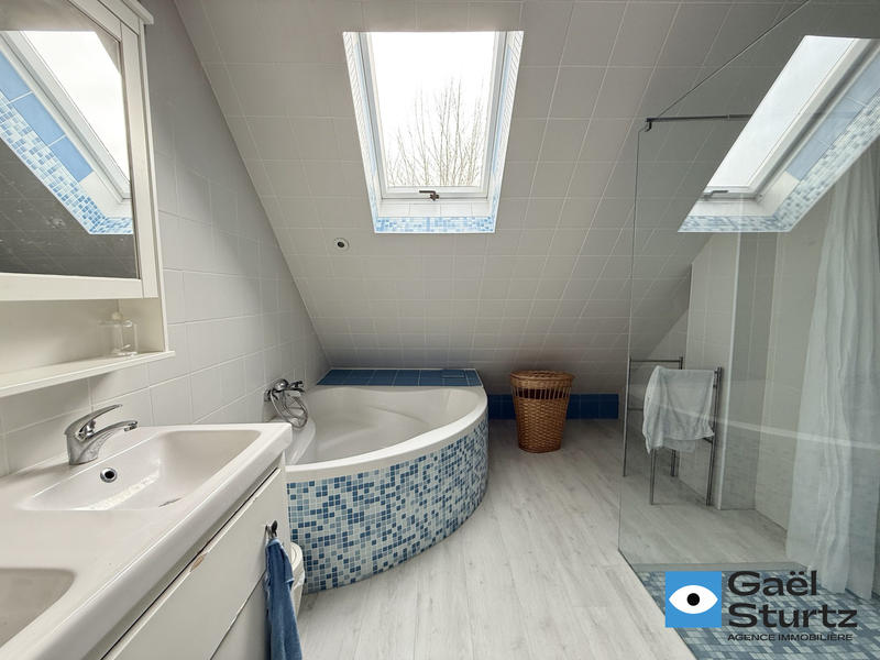 Maison - 130 m² - 6 pièces