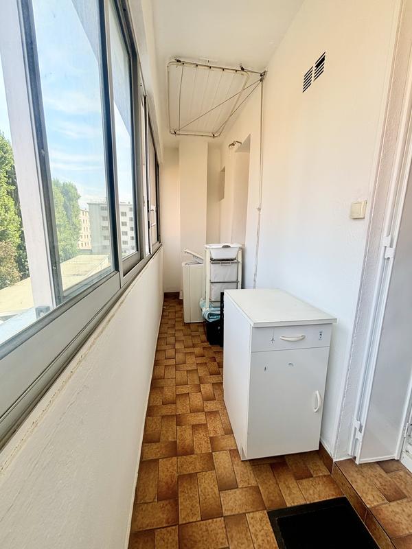 Appartement - 60 m² - 4 pièces