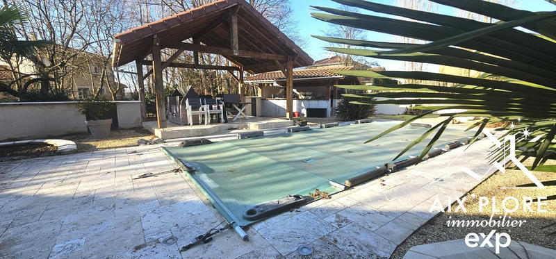 Maison - 203 m² - 4 pièces