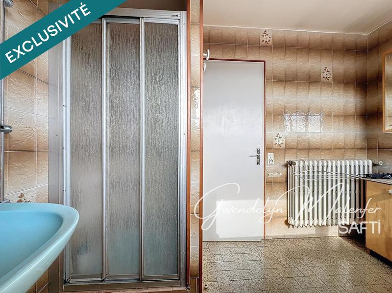 Maison - 277 m² - 11 pièces