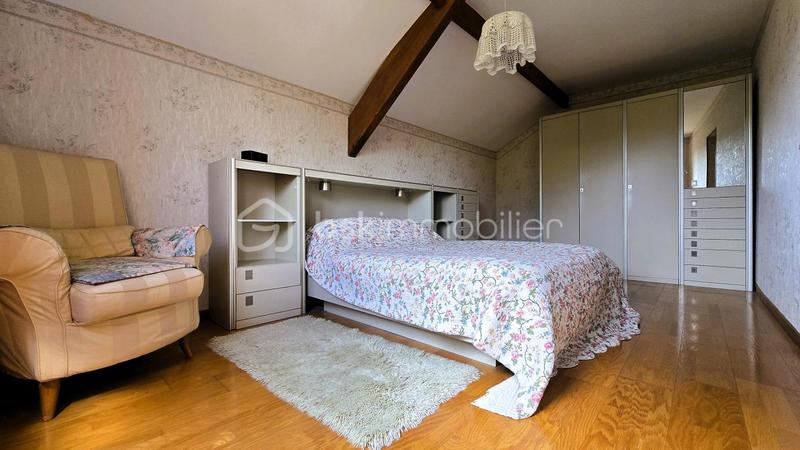 Pavillon - 110 m² - 5 pièces