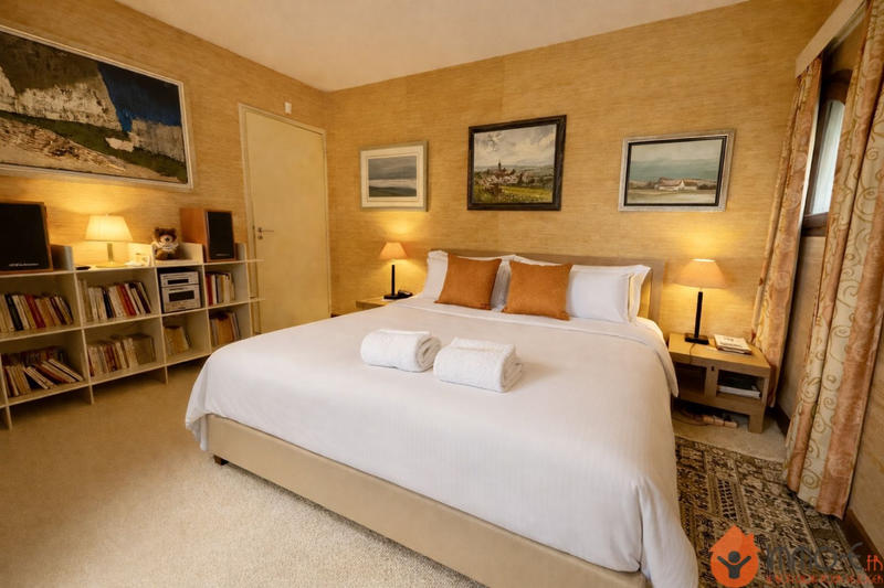 Maison - 261 m² - 7 pièces