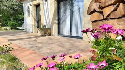 Maison - 262 m² - 7 pièces