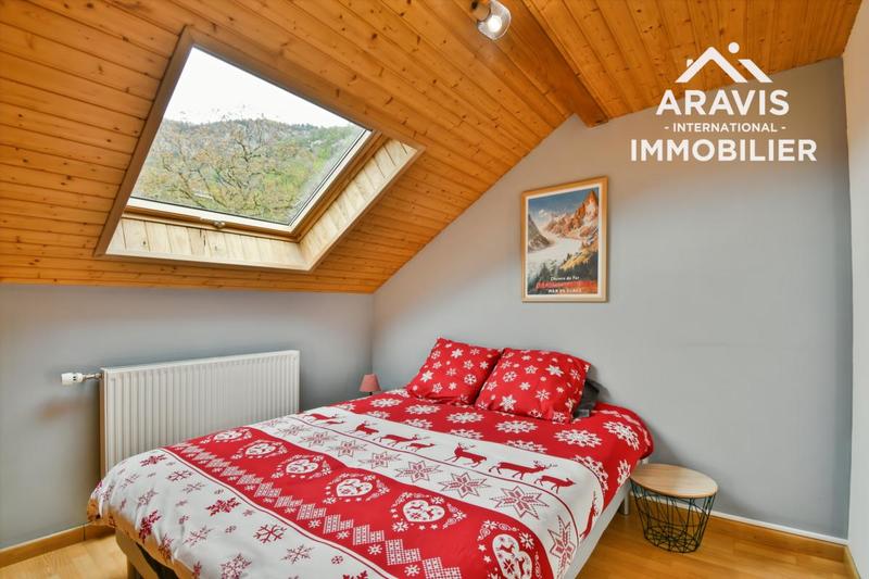 Maison - 159 m² - 7 pièces