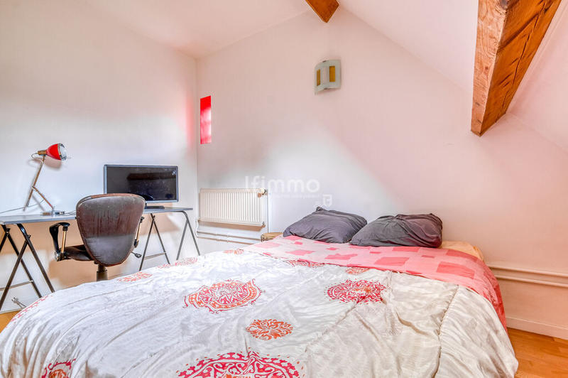 Maison - 155 m² - 9 pièces