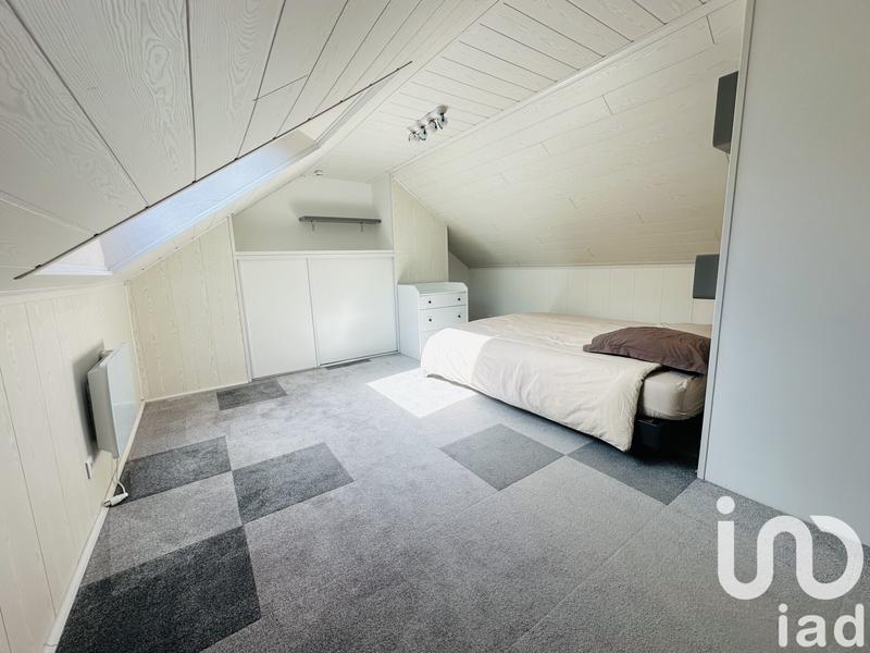 Maison - 122 m² - 7 pièces