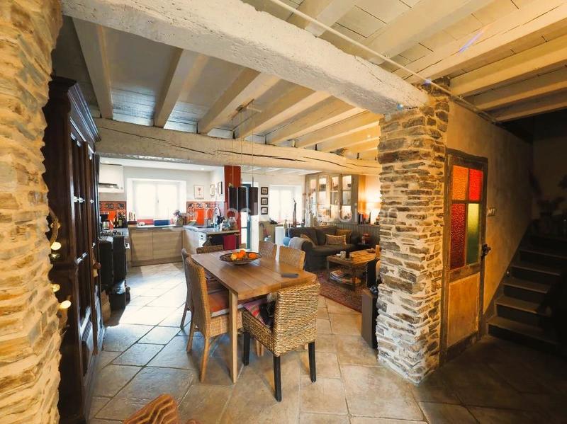 Maison de village - 105 m² - 4 pièces