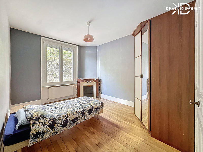 Appartement - 82 m² - 4 pièces