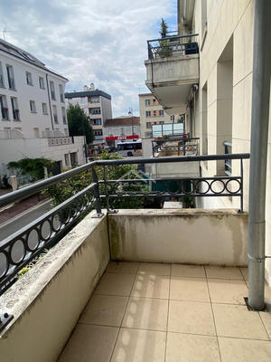 Appartement - 94 m² - 4 pièces